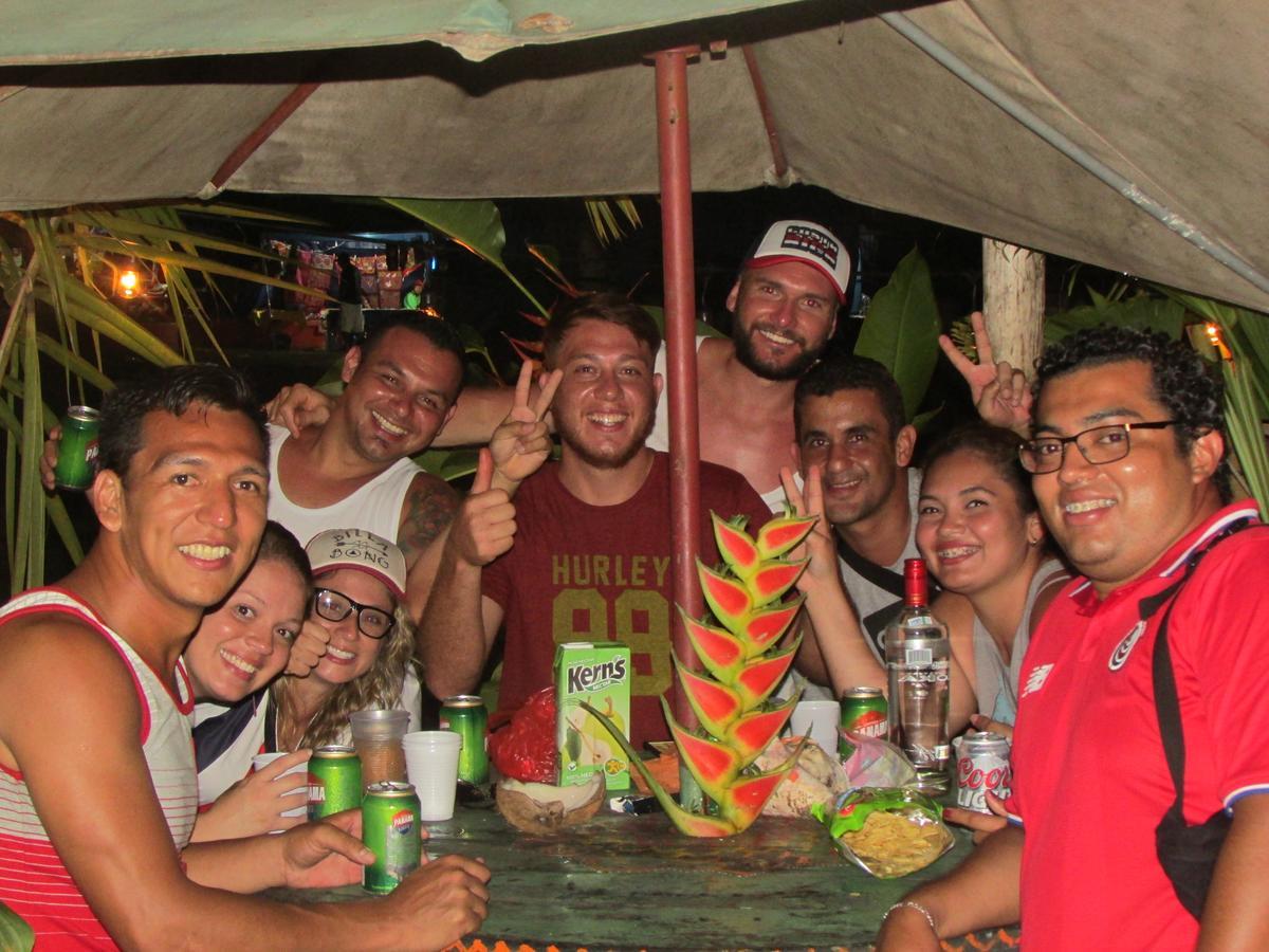 Coconut Hostel Bocas Town 外观 照片