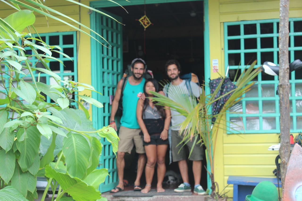 Coconut Hostel Bocas Town 外观 照片