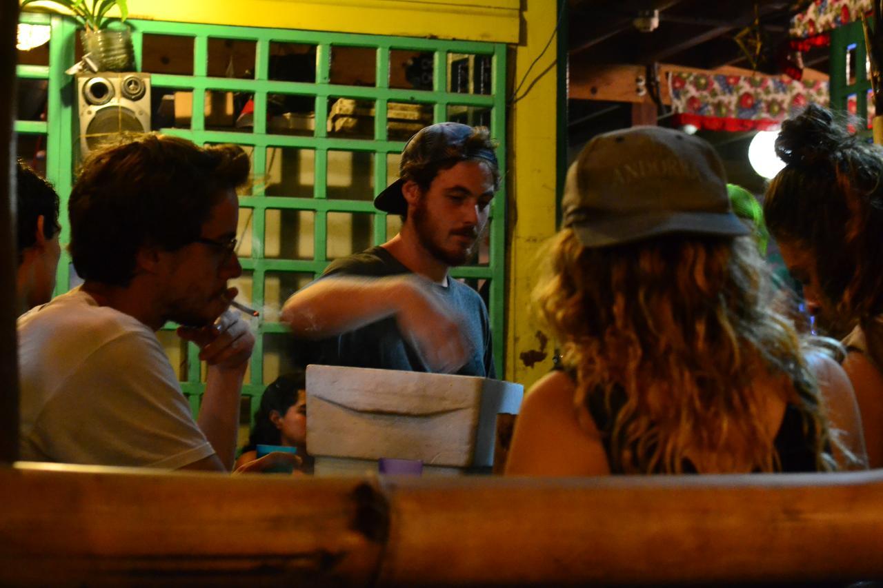 Coconut Hostel Bocas Town 外观 照片